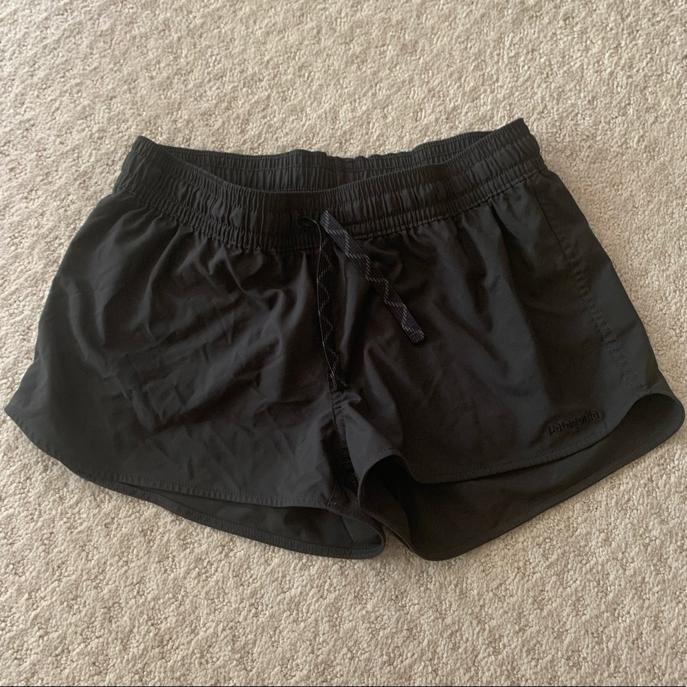 Patagonia Women’s baggie shorts